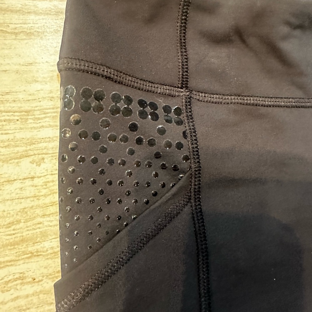 Lululemon women’s bike shorts with pockets sz4 - Picture 6 of 12
